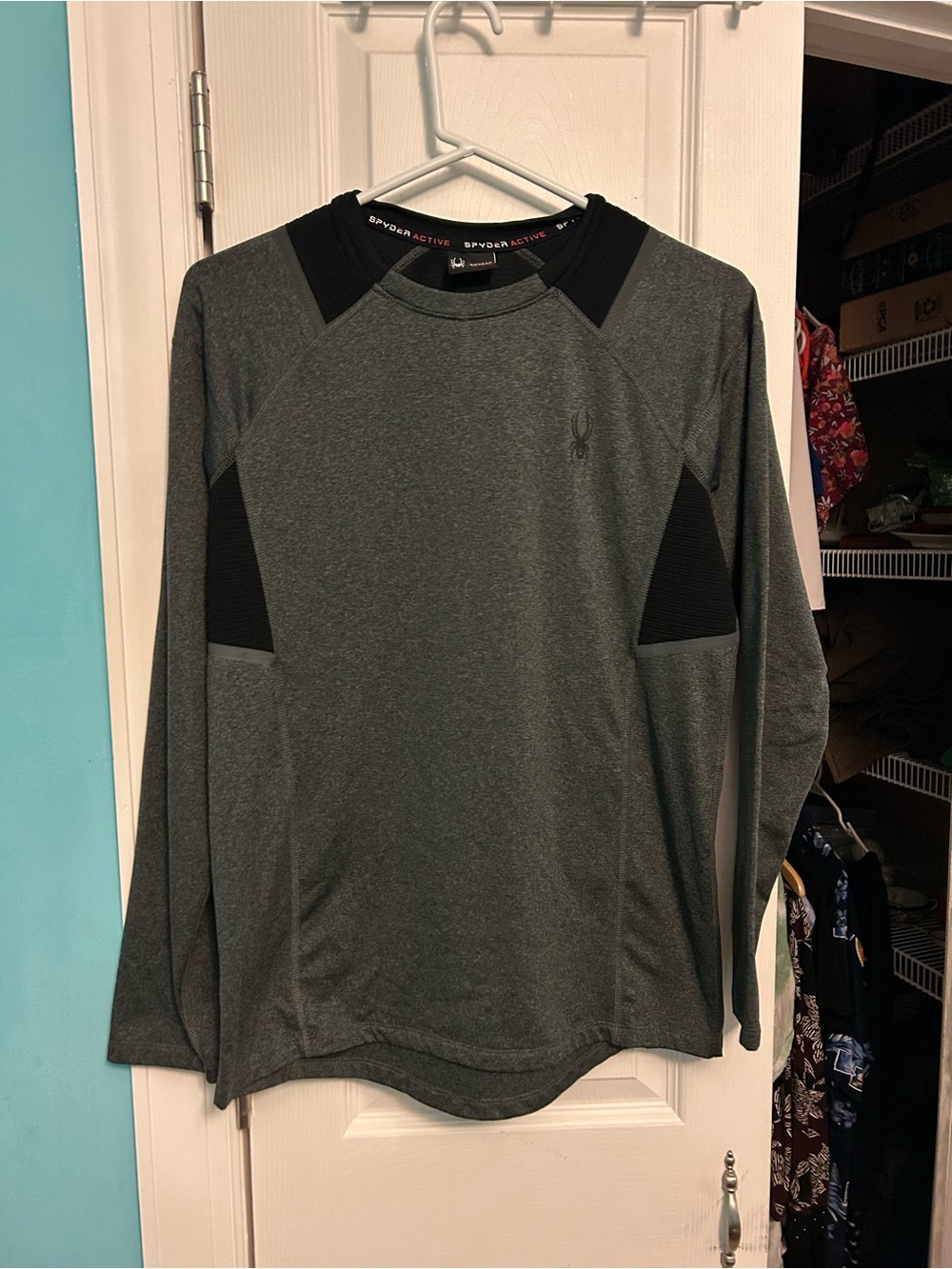 Spyder Men’s Charcoal Gray Long Sleeve Performance Crew with Black Panels